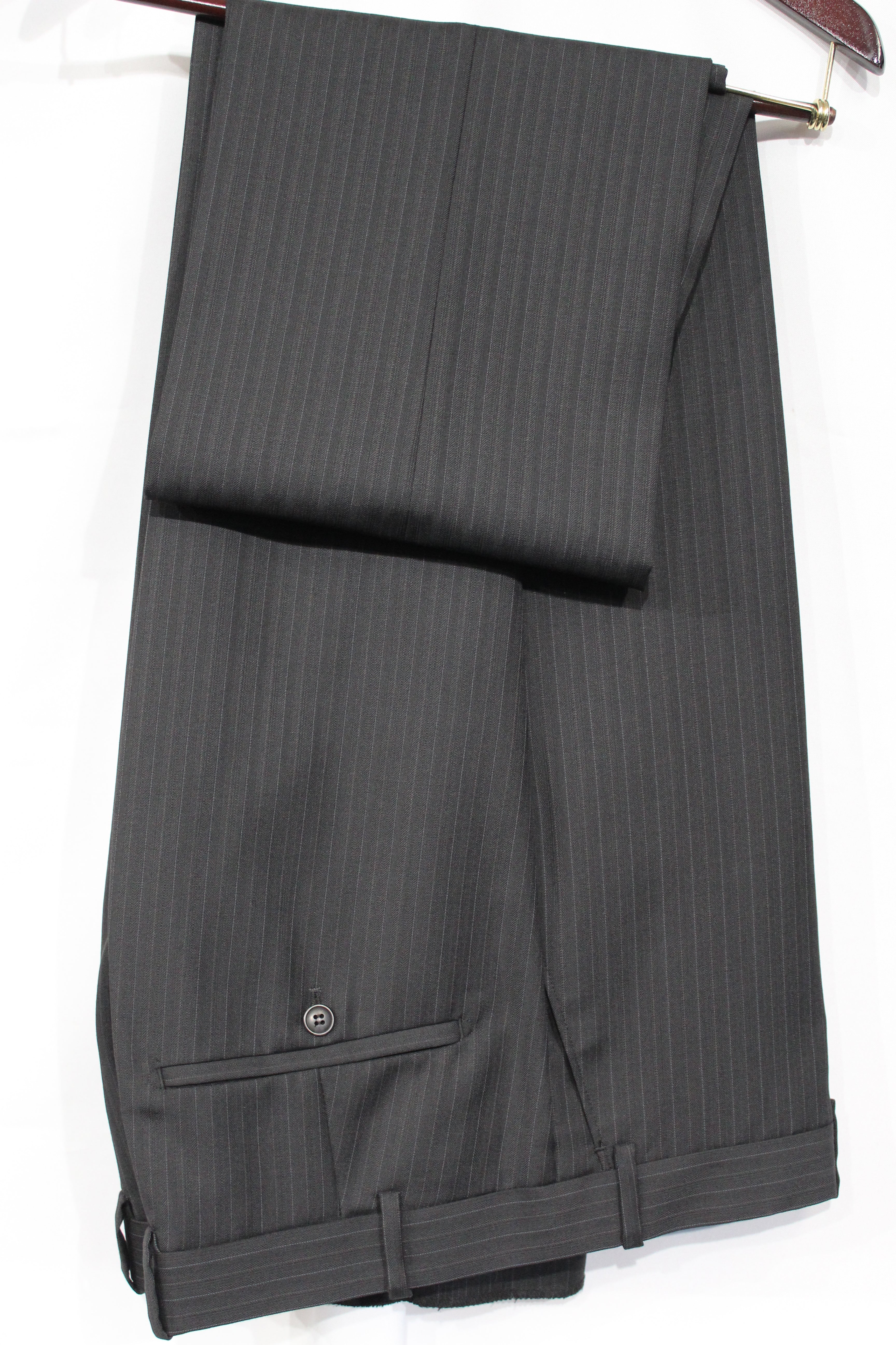 Grey Pinstripe Suit For Men Wool Suits For All Ocassions MW110